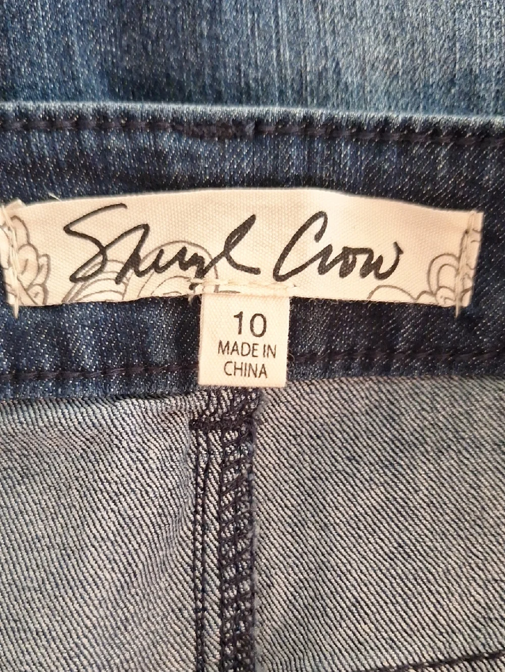 Sheryl Crow Hummingbird Embroidery Distressed Jeans Sz 10 NWT *Q - Picture 7 of 7